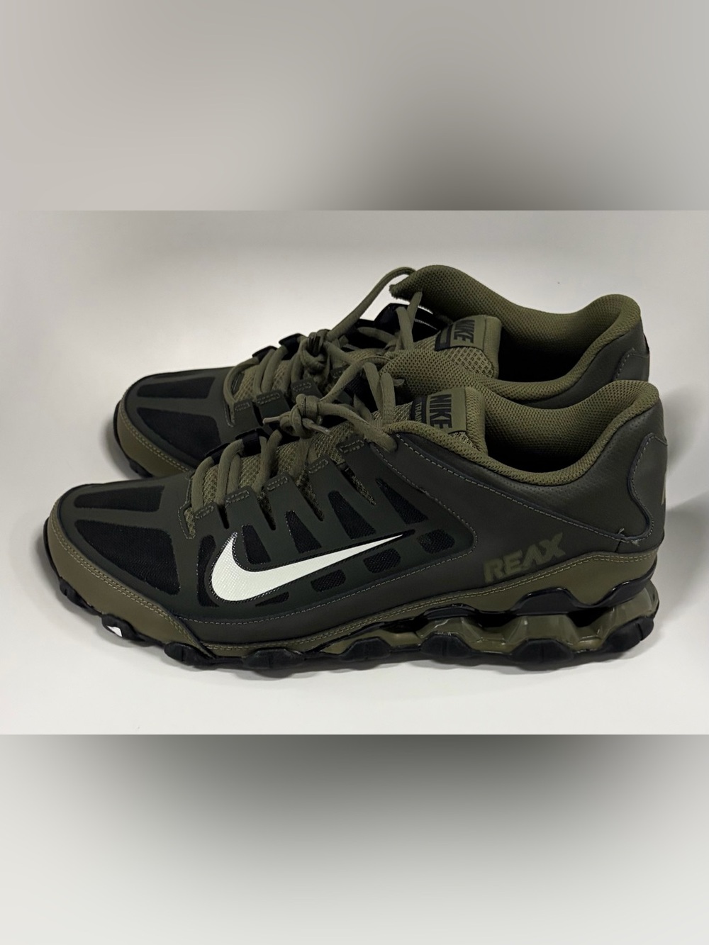 nike reax 8 tr sequoia medium olive men's size 13 cross training shoes